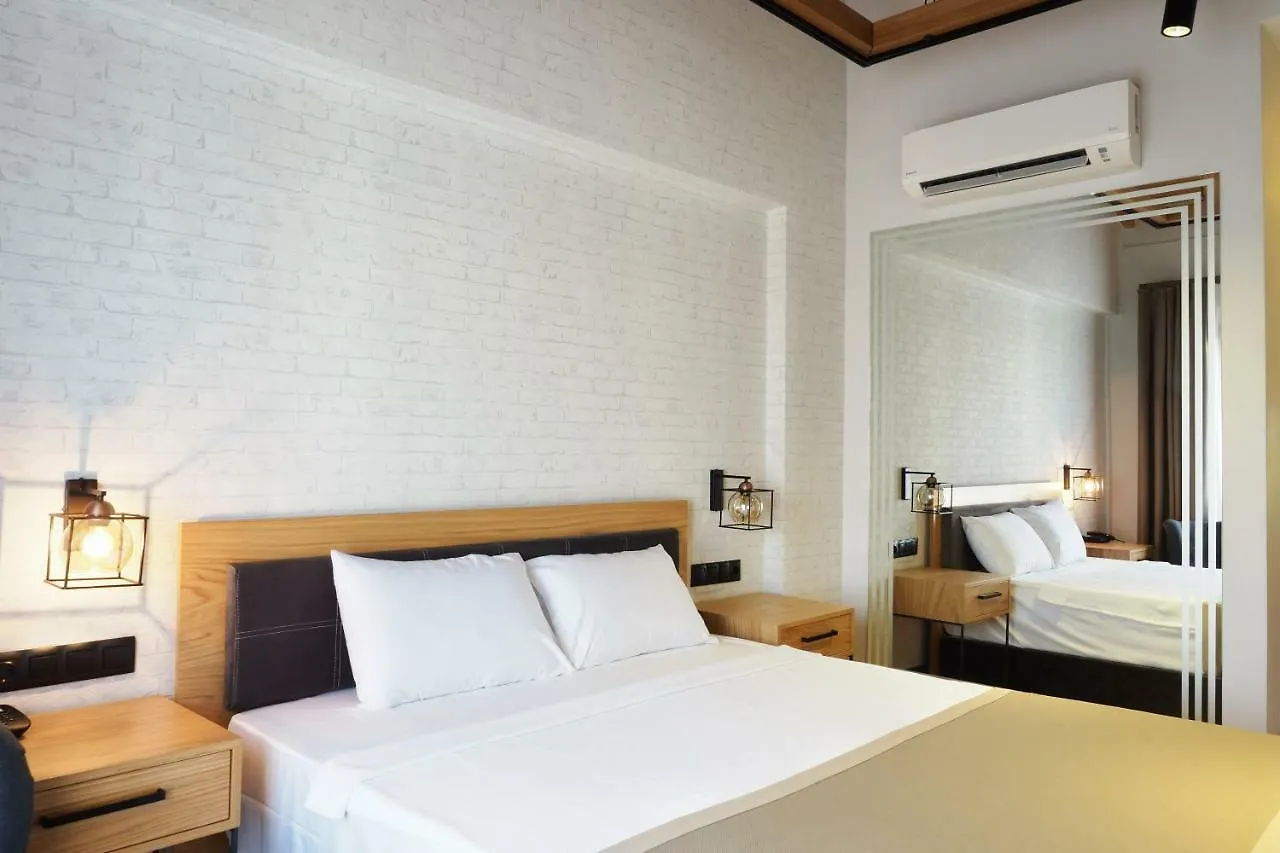 Alacati Ekmas Hotel